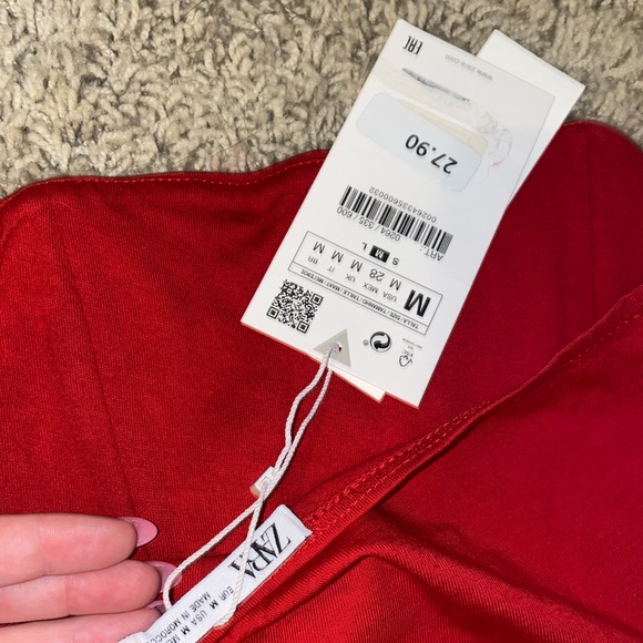 Red Zara corset - Picture 3 of 3